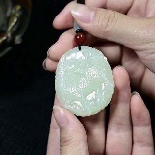 和田玉吊坠真的能戴出好气质吗